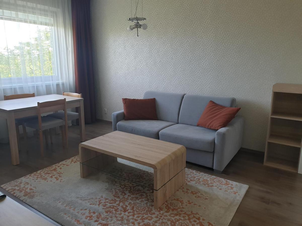 Apartman Valentin Apartamento Komárno Exterior foto